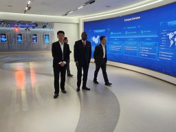 Visite de travail avec des partenaires leaders mondiaux dans le domaine de l'Intelligence Artificielle (IA)